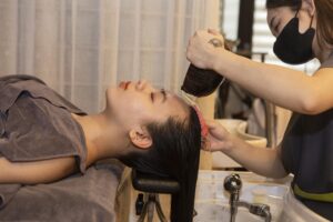 Gội đầu dưỡng sinh Ngải Cứu